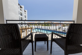 Medano Hotel and Suites