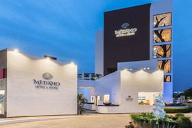 Medano Hotel and Suites
