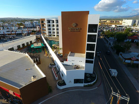 Medano Hotel and Suites