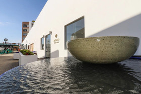 Medano Hotel and Suites