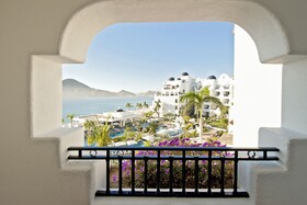 Pueblo Bonito Los Cabos Beach Resort