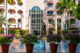 Pueblo Bonito Rosé Resort & Spa