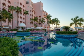 Pueblo Bonito Rosé Resort & Spa