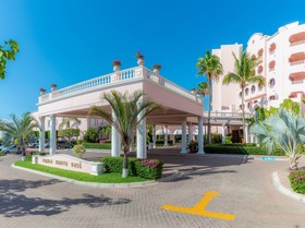 Pueblo Bonito Rosé Resort & Spa