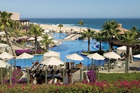 Pueblo Bonito Sunset Beach Golf & Spa Resort