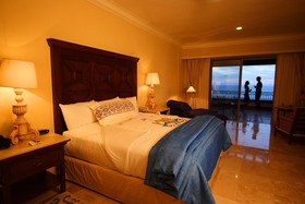 Pueblo Bonito Sunset Beach Golf & Spa Resort