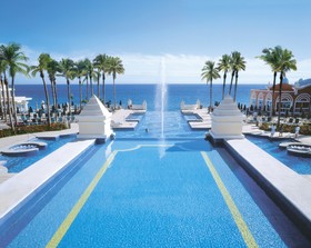 Hotel Riu Palace Cabo San Lucas