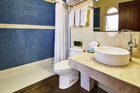 San Angel Suites
