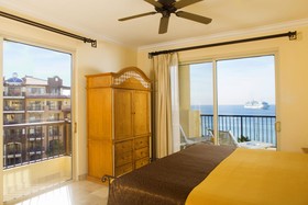 Villa del Arco Beach Resort & Spa