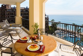 Villa del Arco Beach Resort & Spa