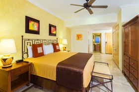 Villa del Arco Beach Resort & Spa