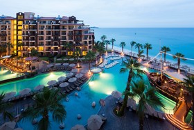 Villa del Arco Beach Resort & Spa