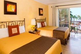 Villa del Arco Beach Resort & Spa
