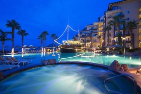 Villa del Arco Beach Resort & Spa