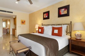 Villa del Arco Beach Resort & Spa