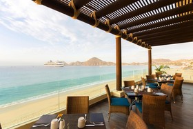 Villa del Arco Beach Resort & Spa