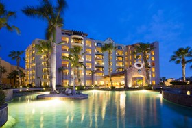 Villa la Estancia Beach Resort & Spa