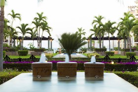 Villa la Estancia Beach Resort & Spa