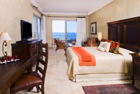 Villa la Estancia Beach Resort & Spa