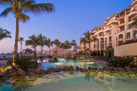 Villa la Estancia Beach Resort & Spa