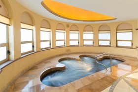 Villa la Estancia Beach Resort & Spa