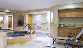 Villa la Estancia Beach Resort & Spa