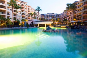 Villa la Estancia Beach Resort & Spa