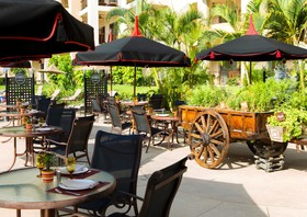 Villa la Estancia Beach Resort & Spa