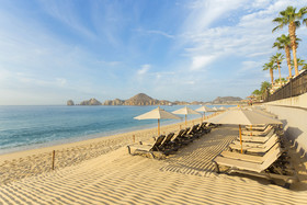 Villa la Estancia Beach Resort & Spa