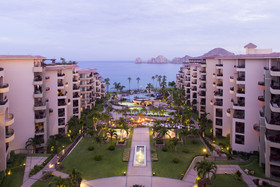 Villa la Estancia Beach Resort & Spa