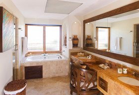 Villa la Estancia Beach Resort & Spa