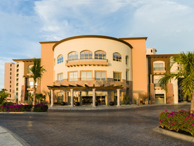 Villa la Estancia Beach Resort & Spa