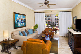 Villa la Estancia Beach Resort & Spa