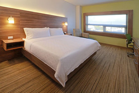 Holiday Inn Express & Suites Ensenada Centro