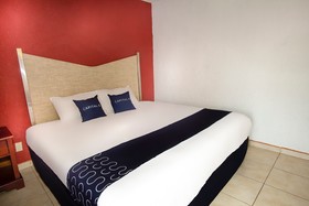 Hotel Costa Ensenada