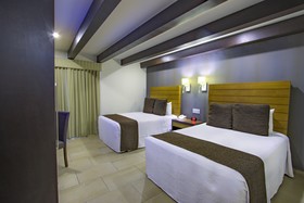 Hotel La Pinta