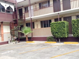Hotel Sahara