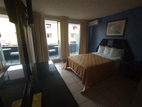 Hotel Suites Royal