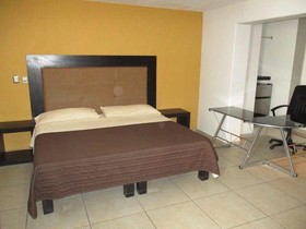 Hotel Flores