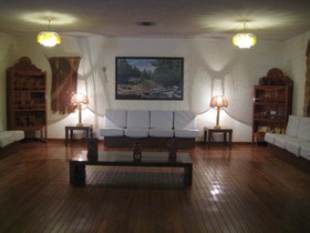The Halfway Inn Hotel