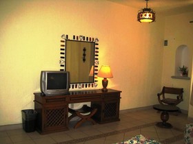 The Halfway Inn Hotel