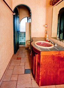 Casa Kootenay Waterfront BnB