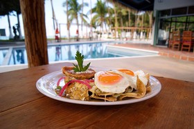 Hotel La Concha Beach Resort