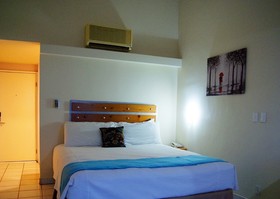 Hotel La Concha Beach Resort