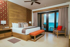 Puerta Cortes Residences