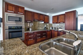 Puerta Cortes Residences