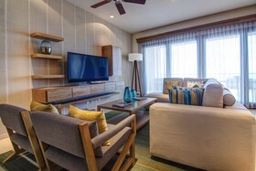 Puerta Cortes Residences