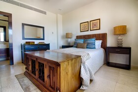 Puerta Cortes Residences