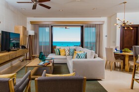Puerta Cortes Residences