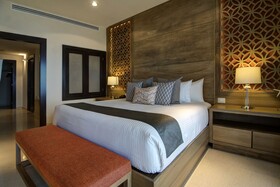 Puerta Cortes Residences